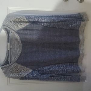 Size L La mamba light weight sweater